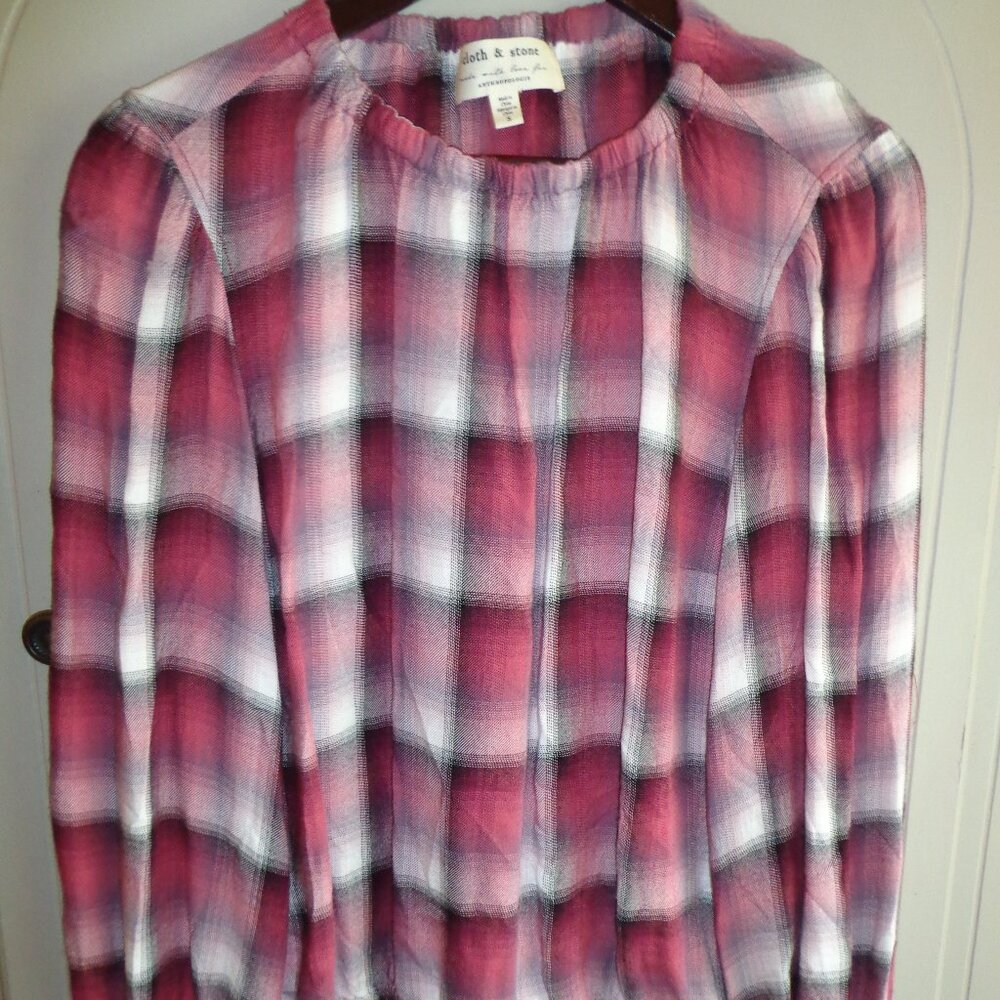 NWOT Cloth & Stone Plaid Top S Mauve Multi Long Puffy Sleeves Elastic Cuffs